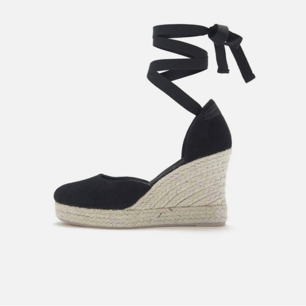 Old navy wedges size 7 black summer shoes brand new water and stain repellant